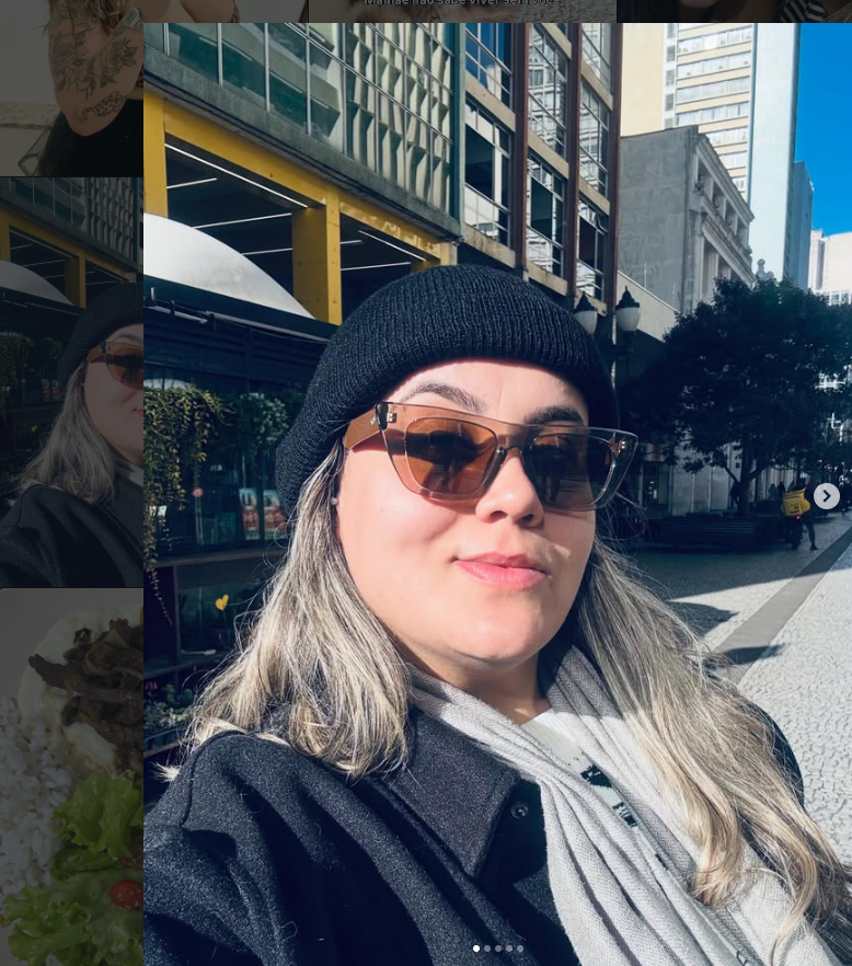 Amanda em uma paisagem urbana
